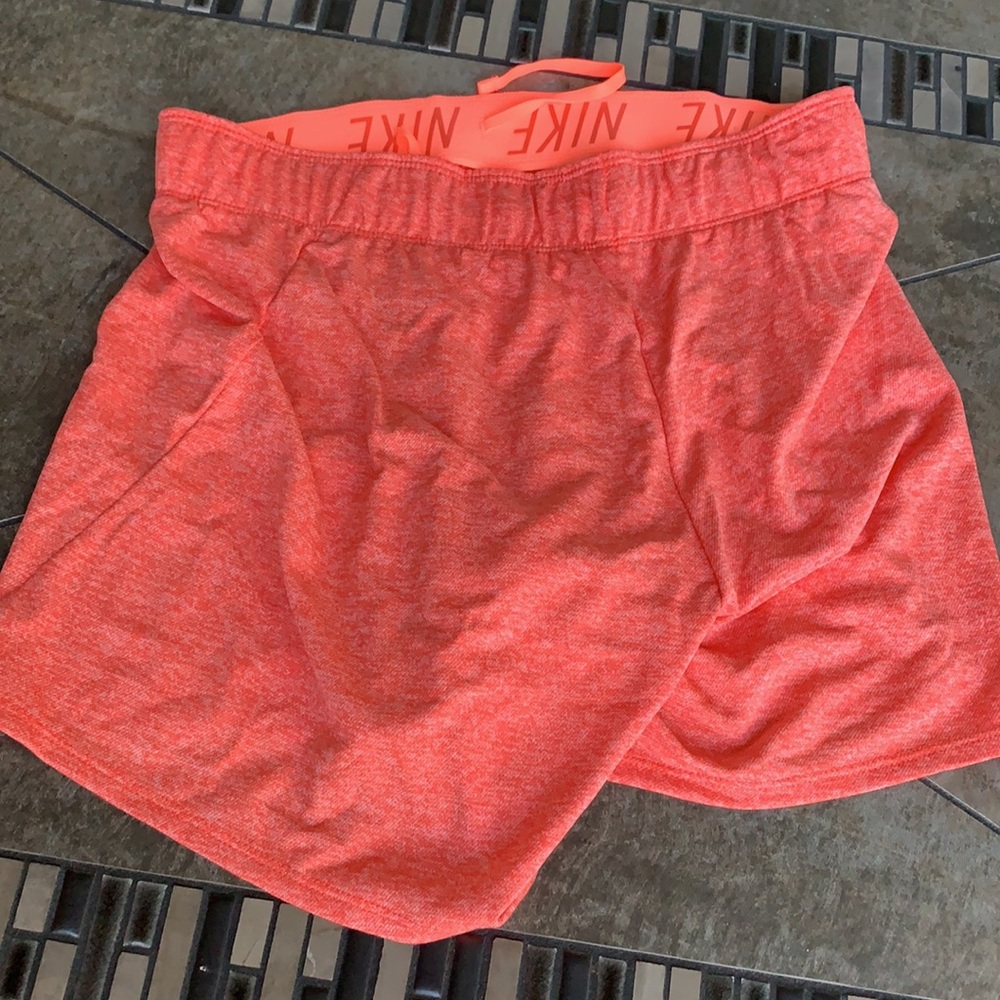 NIKE TRAINING SHORTS - Picture 9 of 15